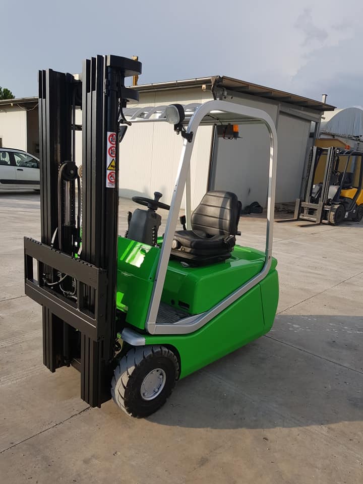 43544692_2175338399420716_8222281723560329216_n Fornitore di carrelli elevatori a Gela
